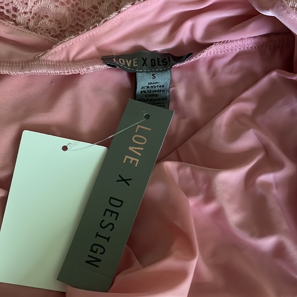 LOVE BY DESIGN - Vesta Stretch Lace Maxi Dress - Picture 5 of 5